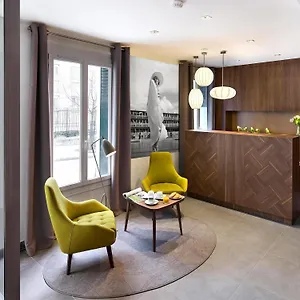 hotellátogatás
